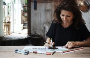 Wer ist Nicole Johag? Die beliebte Expertin aus dem Fernsehen